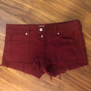 Abercrombie & Fitch Low-Rise Short in Red | Size:6
